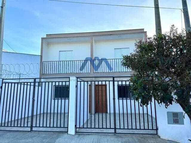 Linda Casa Sobrado à Venda!