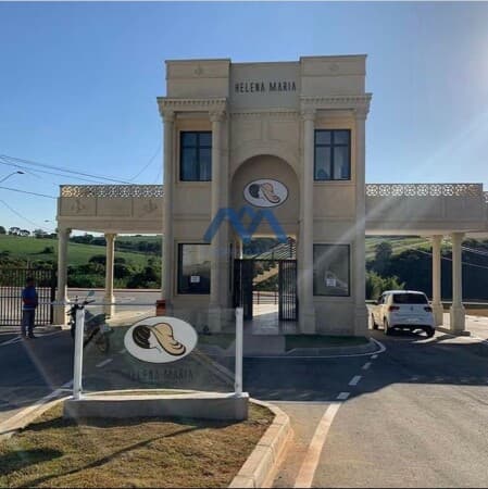Terreno em Condomínio - Helena Maria