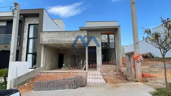 Casa à venda no bairro Jardim Residencial Villagio Wanel