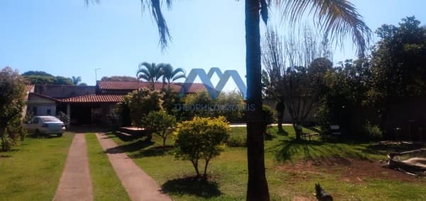 Excelente Chácara à Venda