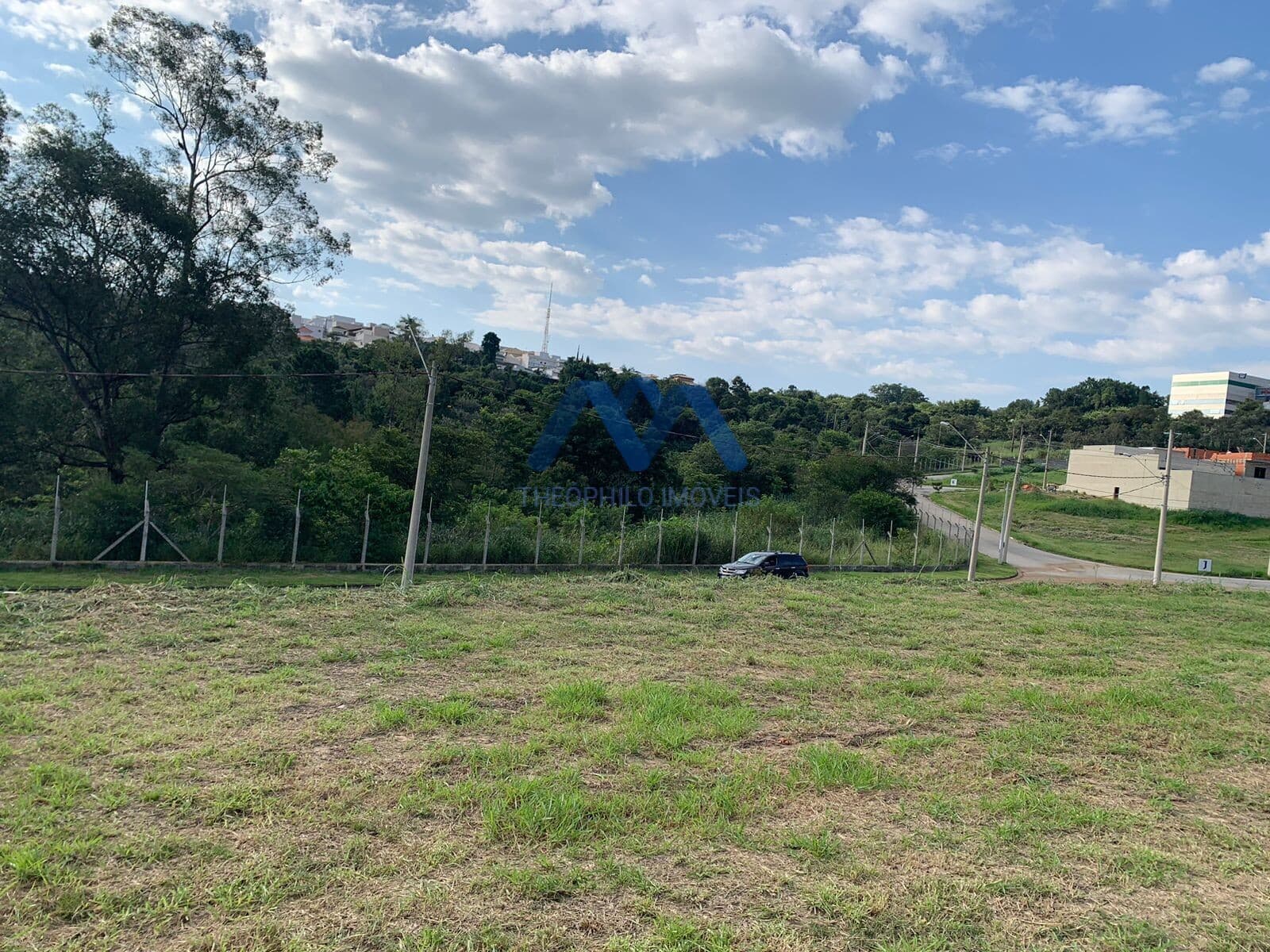 Excelente Terreno à Venda no Condomínio Residencial Jd. Bouganville Sorocaba