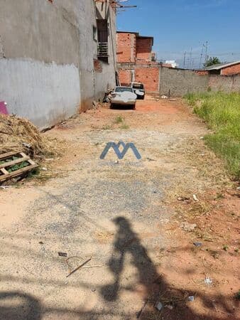 Terreno à Venda