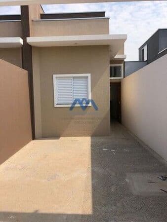 Linda Casa à Venda!