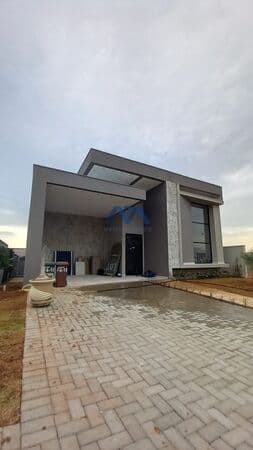 Lindíssima Casa Alto Padrão à Venda