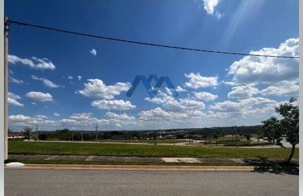 Excelente Terreno Comercial à Venda