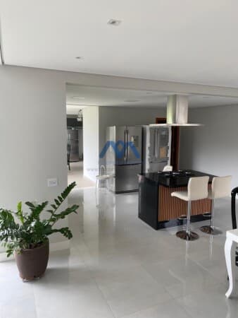 Belíssima Casa Alto Padrão