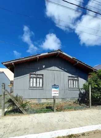 Casa de Madeira em Penha