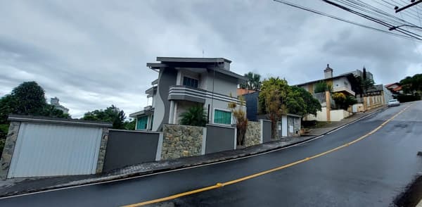 Casa Alto Padrão em Centro, Gaspar/SC