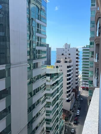 Apartamento em Itapema - Meia Praia