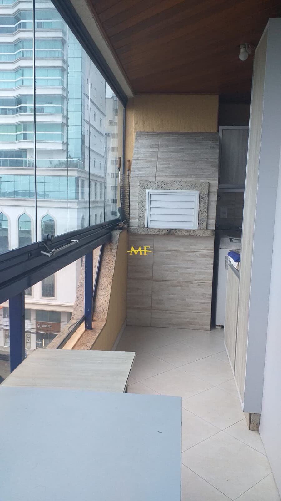 Apartamento em Itapema - Meia Praia