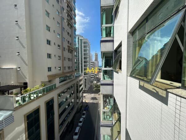 Apartamento em Itapema - Meia Praia