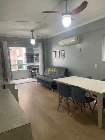 Apartamento em Itapema - Meia Praia