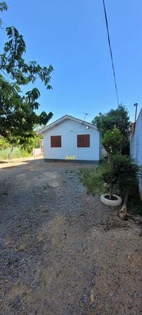 Lote com 493m²