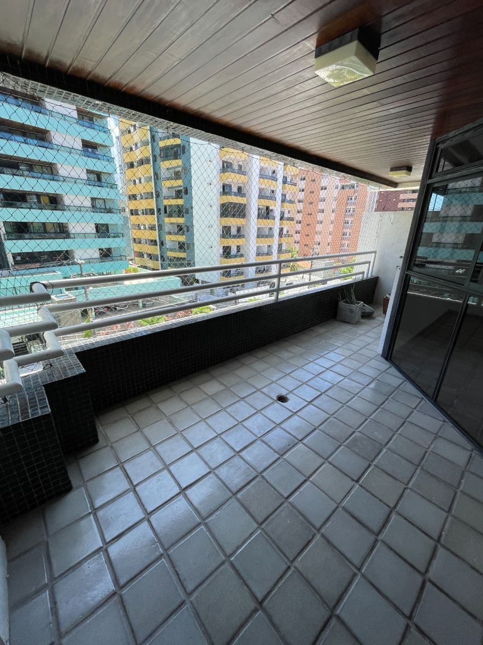 Apartamento amplo a 400m do mar de Tambaú, super oportunidade!!!