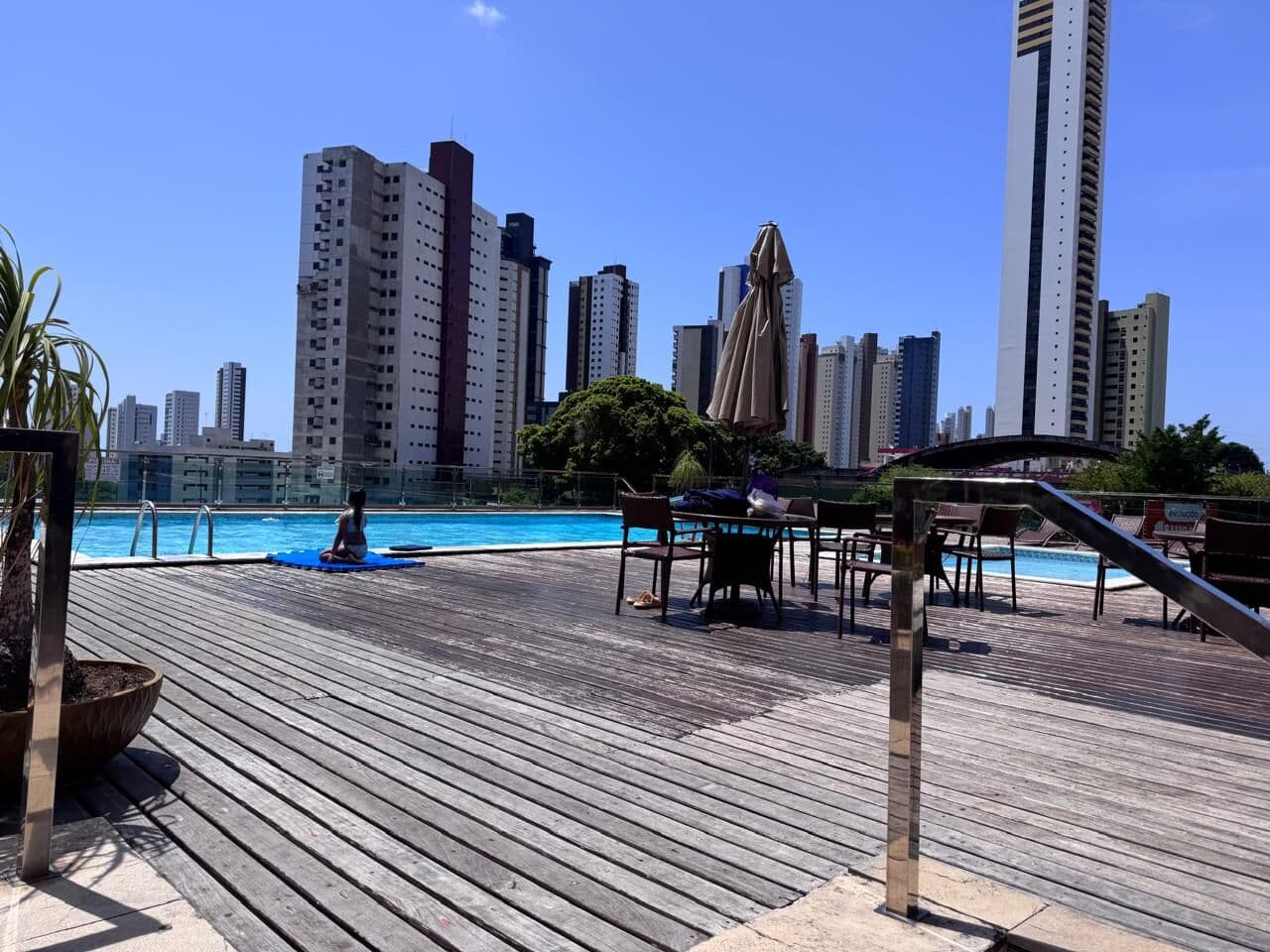 Porteira fechada e vista mar definitiva no Miramar!!! Padrão