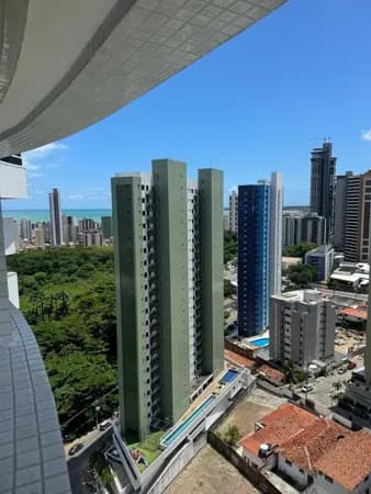 No Miramar com porteira fechada e vista mar definitiva!!!