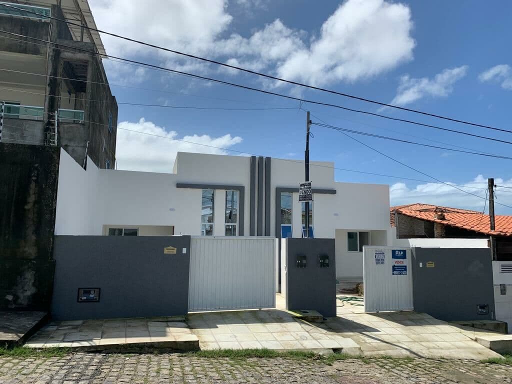Bela casa com excelente acabamento! ITBI e cartório inclusos!!