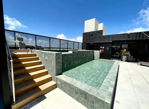 Flat próximo a tudo e a 450 metros da praia, com ITBI e cartório inclusos!!!