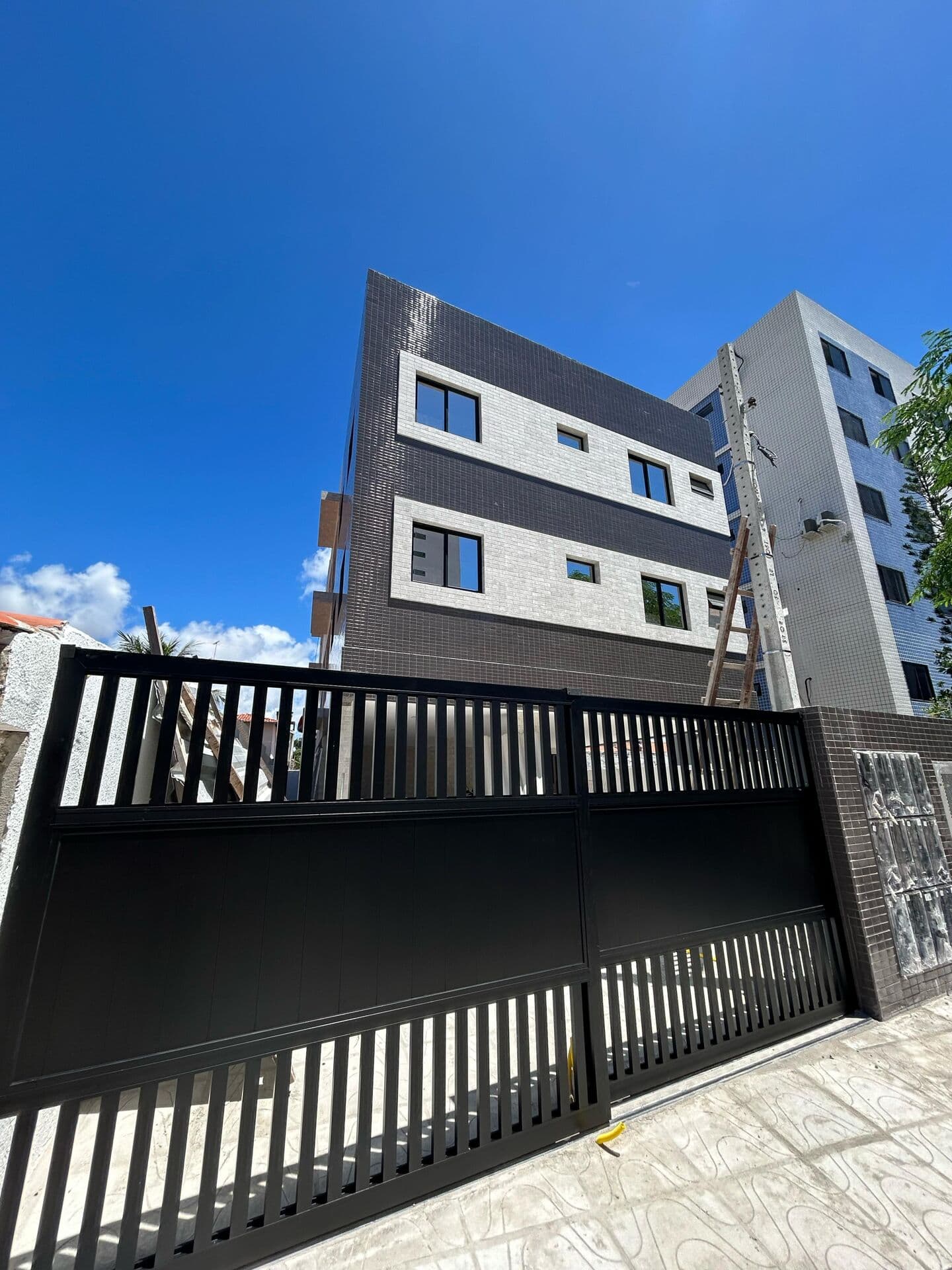 Em Manaíra com 2 ou 3 Quartos, Novo!!