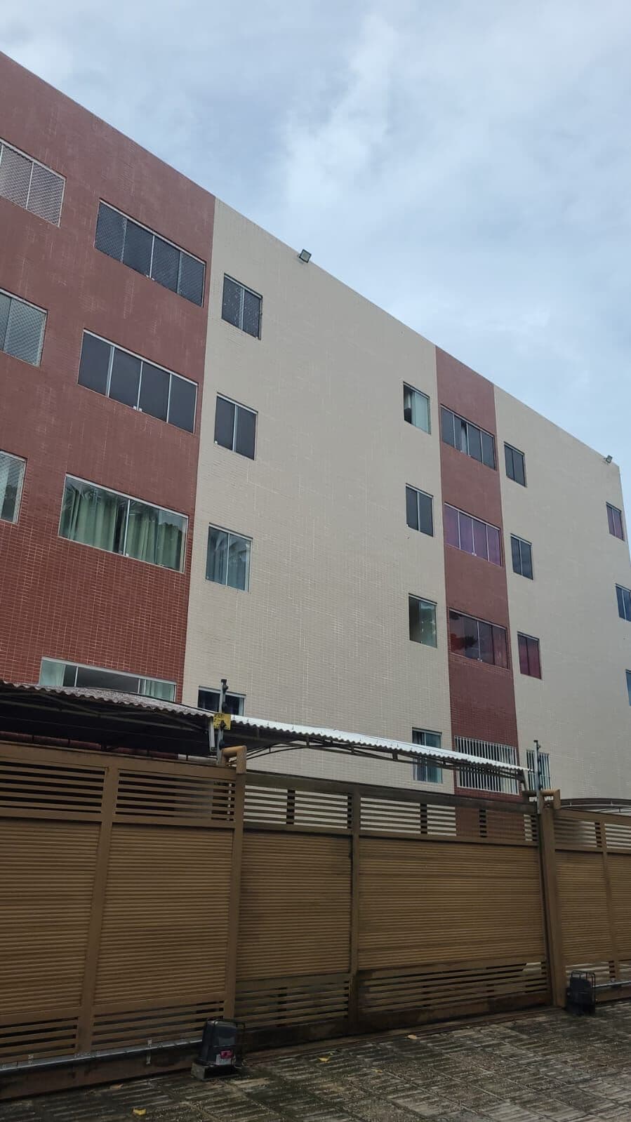 Com 03 quartos no Jardim Cidade Universitária!!!