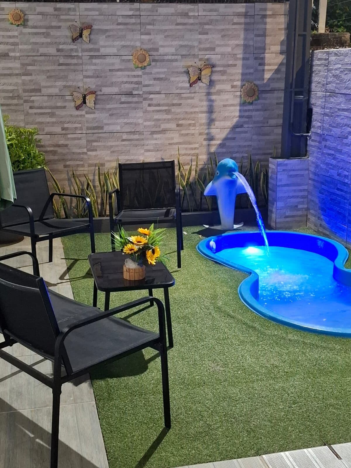 Casa com piscina em excelente localização nos Bancários!!