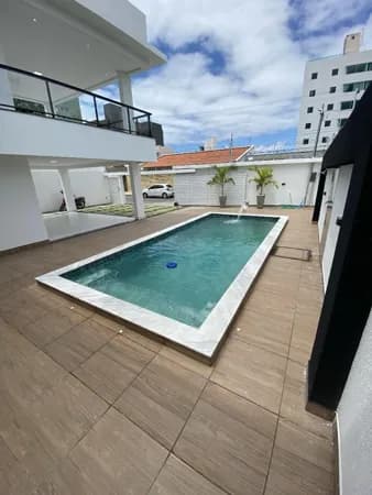 Linda casa a 300 metros do mar de Ponta de Campina!!!