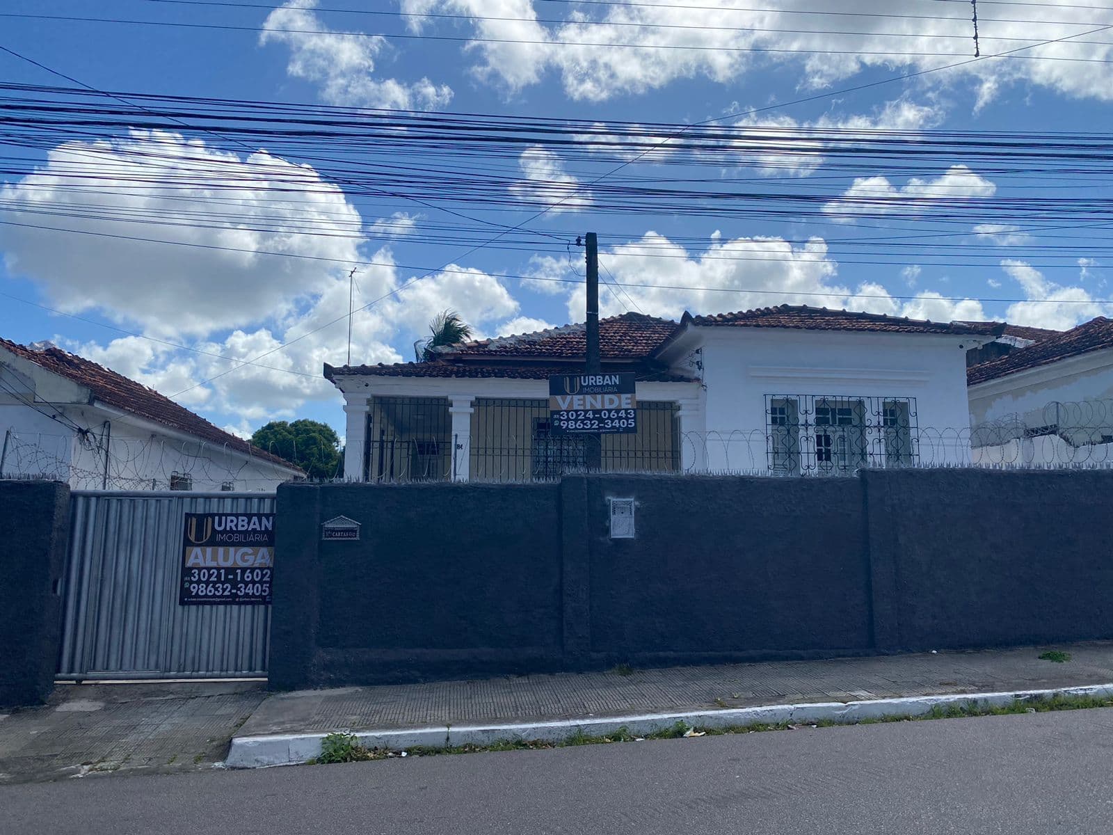 Bela casa no Centro com 4 quartos!!!