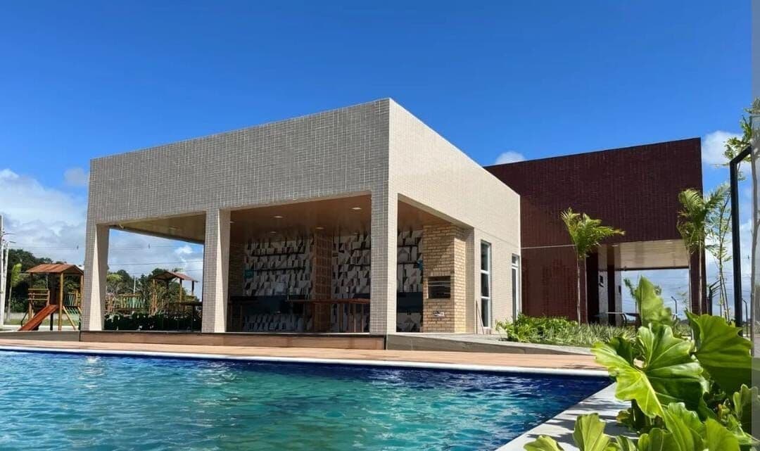 Linda casa em condomínio, more com todo conforto e lazer!!!