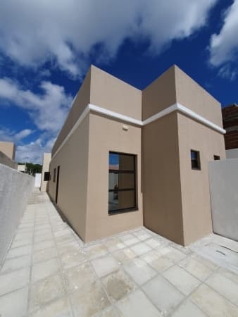 Casa com excelente acabamento no José Américo!!!Apartamento Padrão