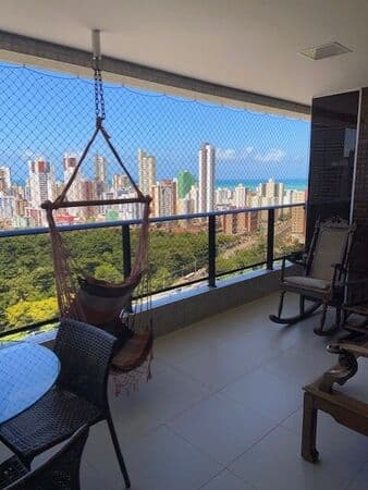 A poucos metros da Epitácio, com tudo para o seu conforto e lazer!