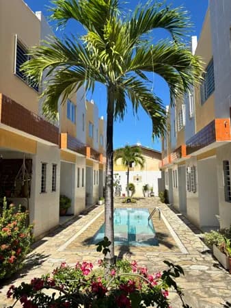 Casa Duplex a 400 metros do mar da praia do Poço!!!