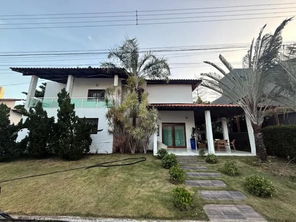 Linda Casa em Condomínio Fechado!!!