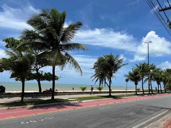 À 50 Metros da Beira Mar de Manaíra!!!