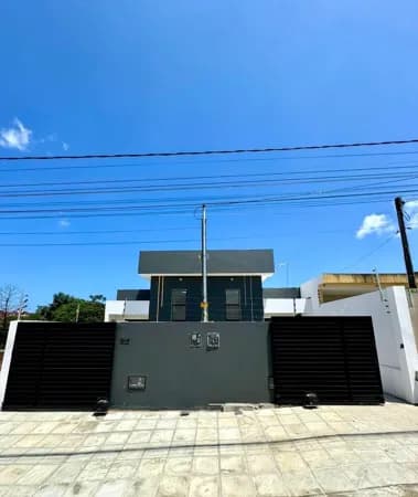 Casa nova com excelente acabamento!!