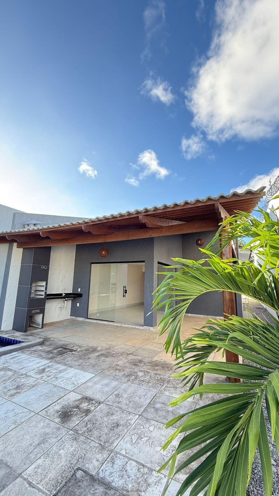 Linda casa com piscina em Jacumã!!