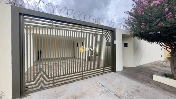 Casa em Ribeirão Preto - Parque Residencial Lagoinha