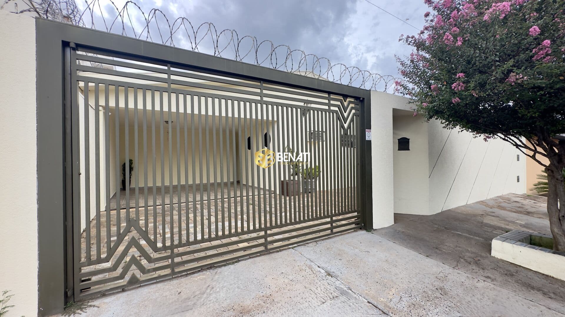 Casa em Ribeirão Preto - Parque Residencial Lagoinha