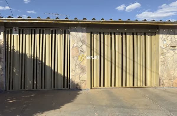 Casa em Ribeirão Preto - Jardim Interlagos