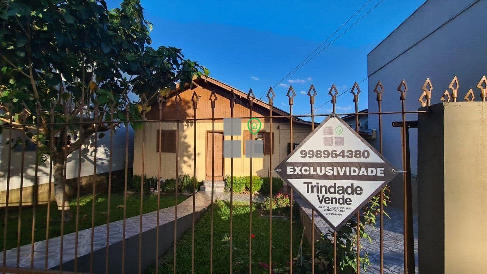 Casa com espaço para ponto comercial