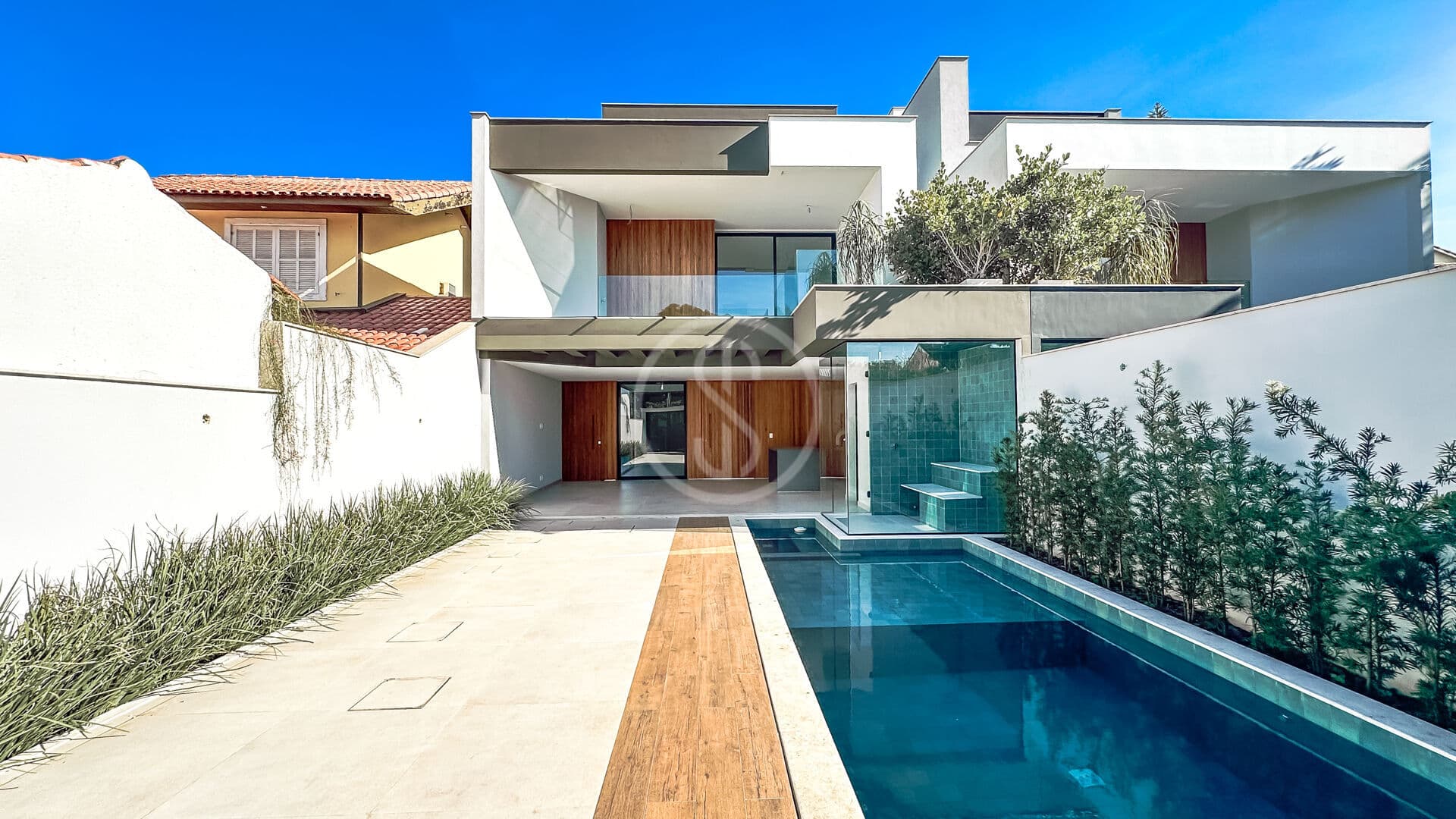 Casa triplex de luxo com 4 suítes à venda no Rio Mar V - Barra da Tijuca - Rio de Janeiro, RJ