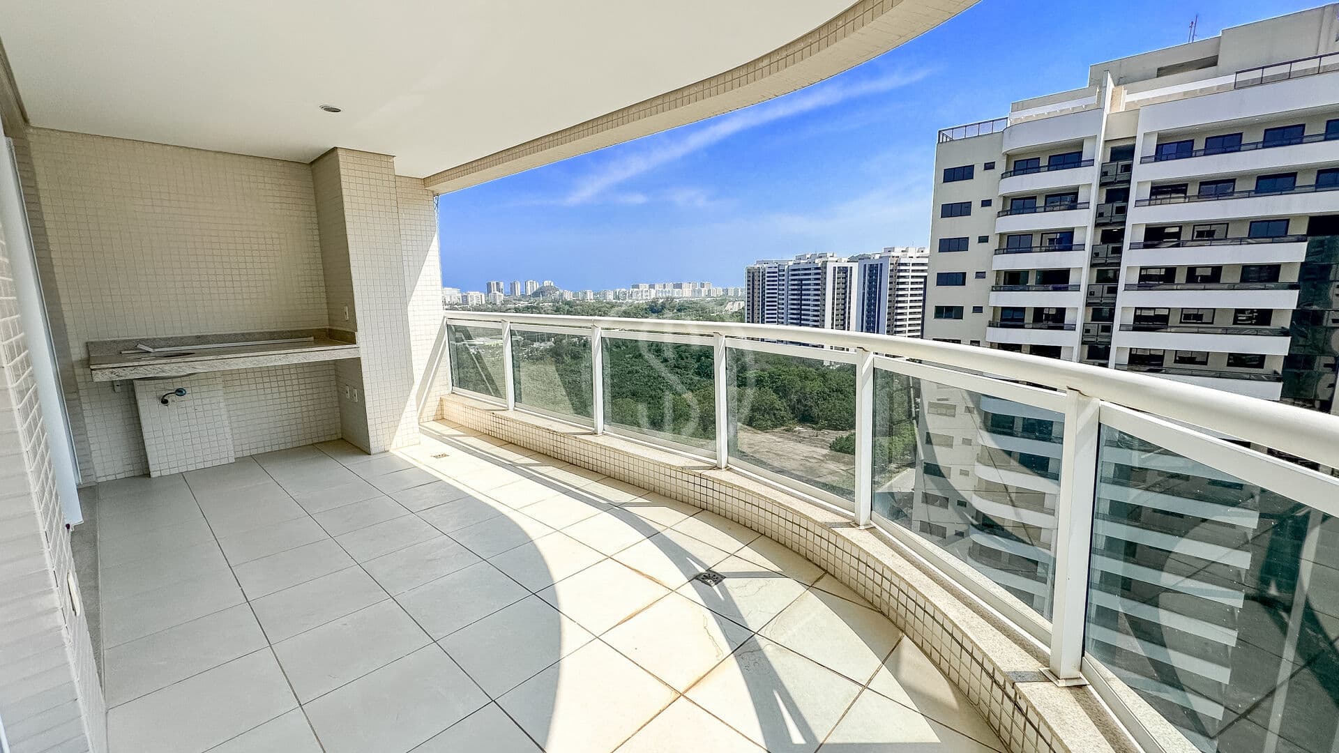 Apartamento andar alto, 3 quartos (1 suíte) com varanda gourmet à venda no Viure, Ilha Pura - Barra Olímpica, RJ