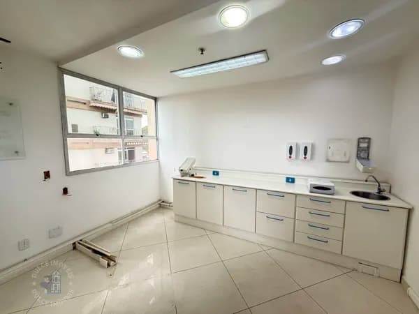 Excelente Sala Comercial na Penha