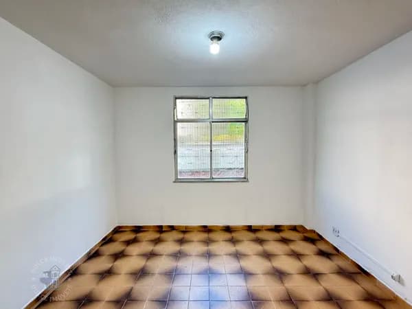 Apartamento-Terreo-para-Aluguel-em-Olaria-Rio-de-Janeiro-RJ