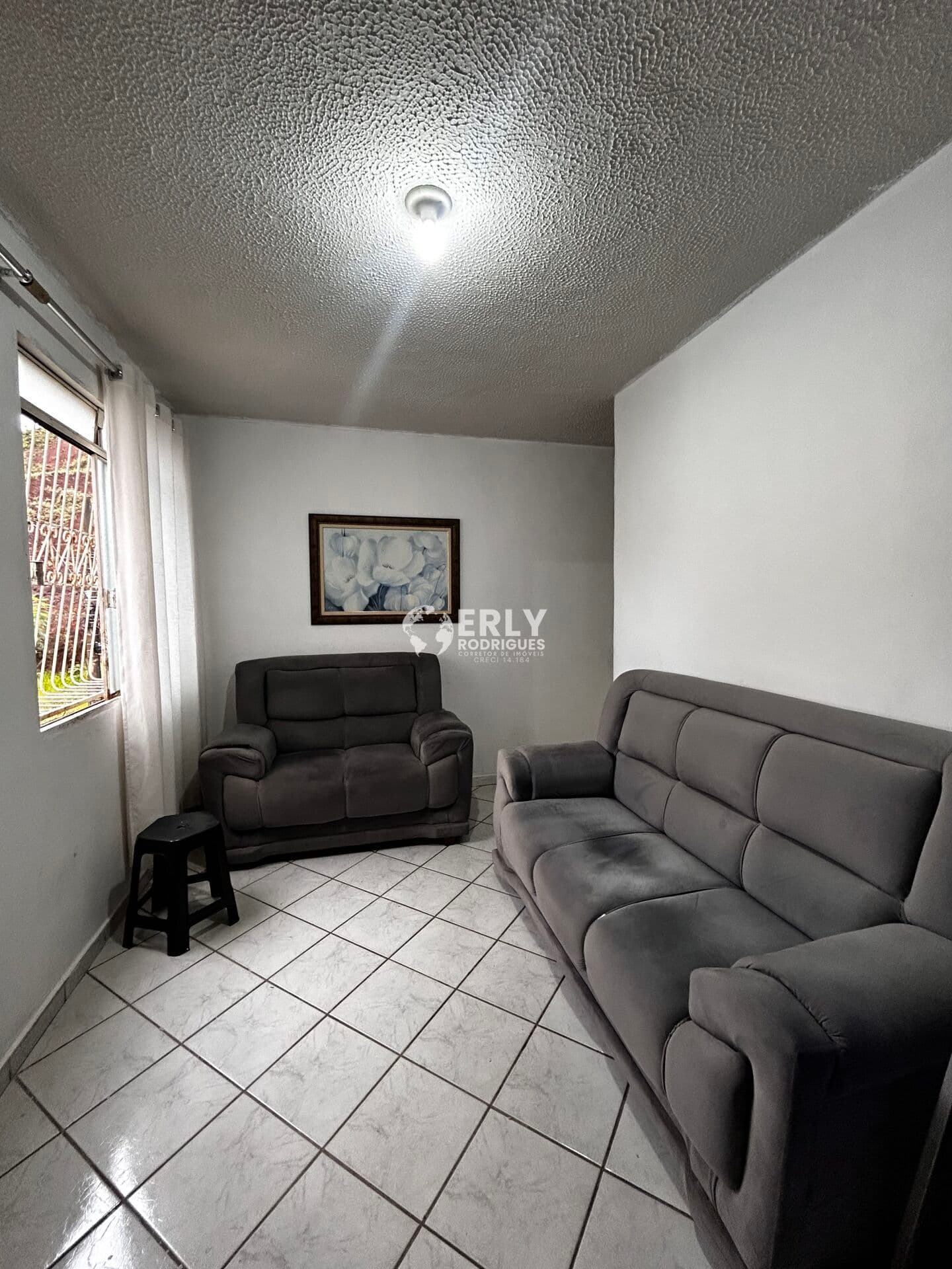Apartamento de 02 quartos no Floresta