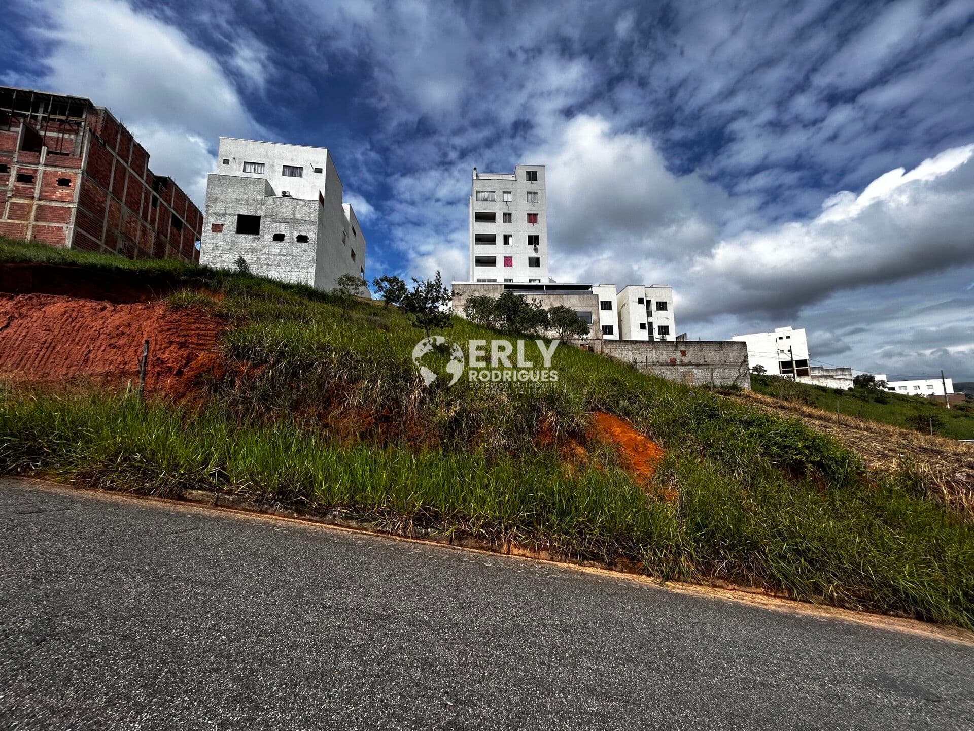 Lote 450m² no Primavera em Timóteo