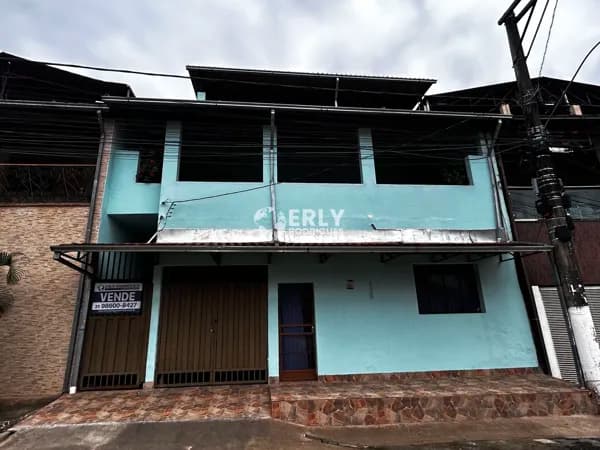 Casa com 02 quartos em Timóteo