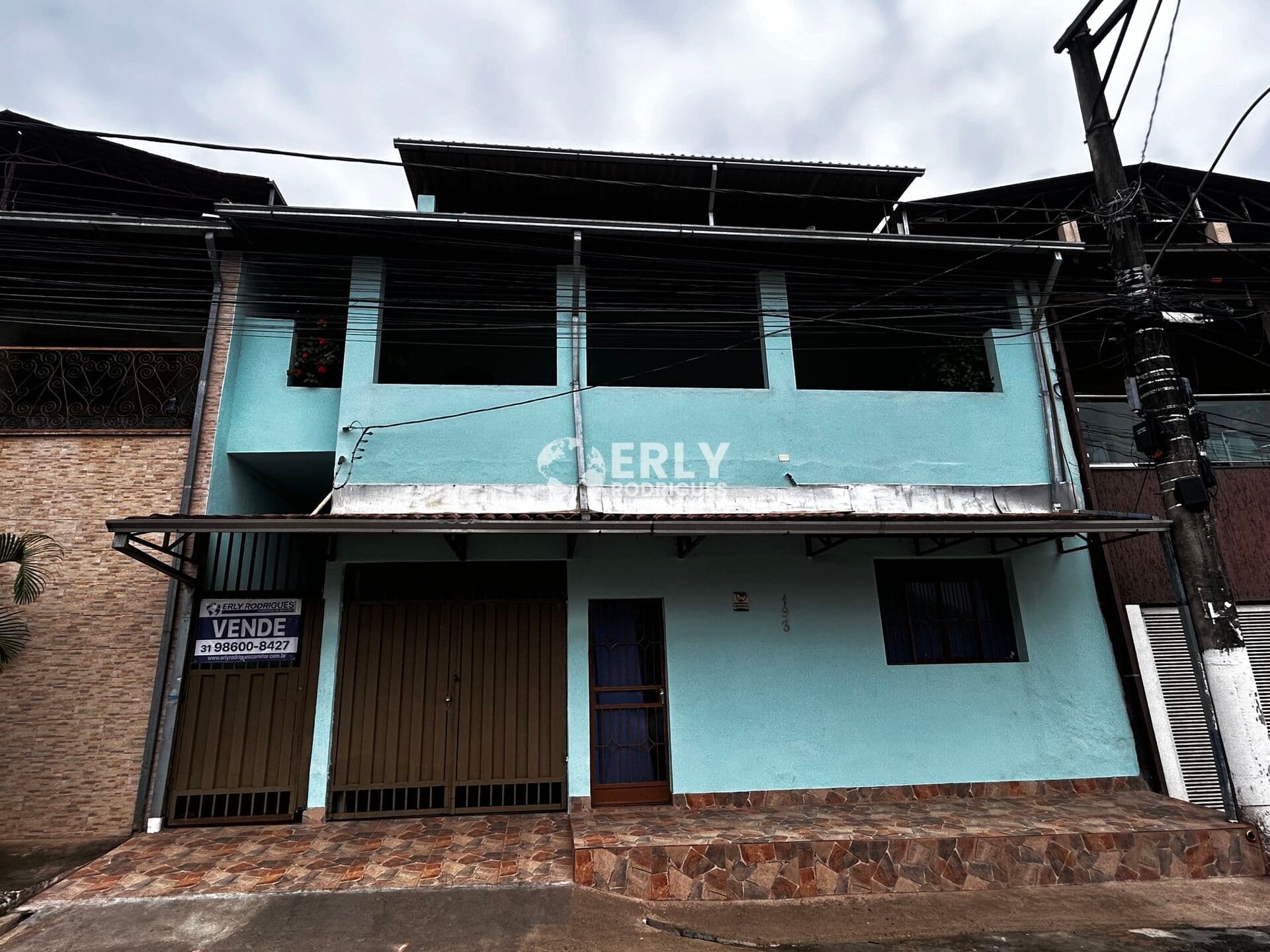 Casa com 02 quartos em Timóteo