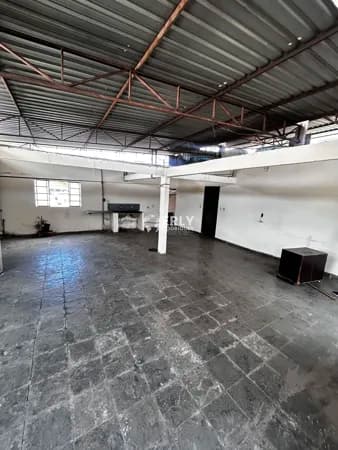 Apartamento de 02 quartos no Todos os Santos