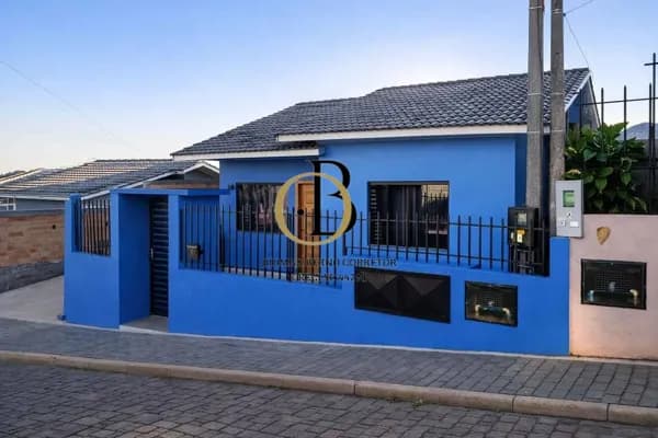 Casa em Xaxim - Chagas