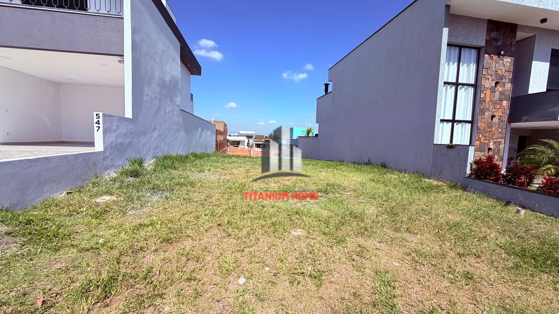 Terreno de 262,50 mts no Condominio Monterrey